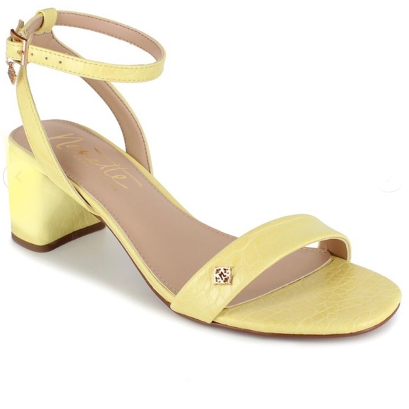 Nanette Lepore Shoes - 🔵”NWOT” NANETTE LEPORE BLOCK HEEL YELLOW SANDALS